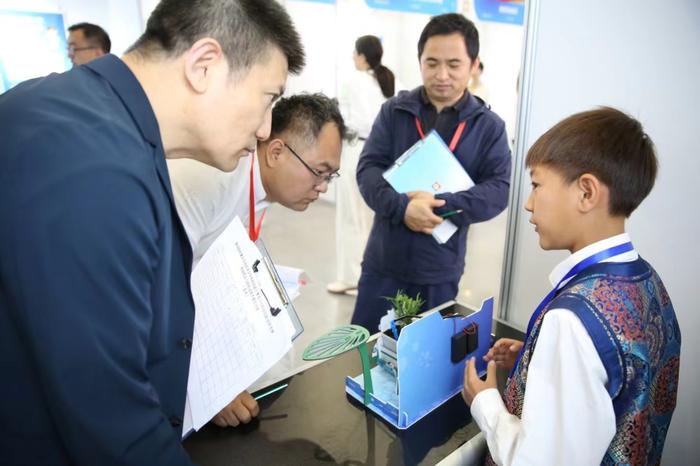 8f0490335b87ccf6e91cac247f14655